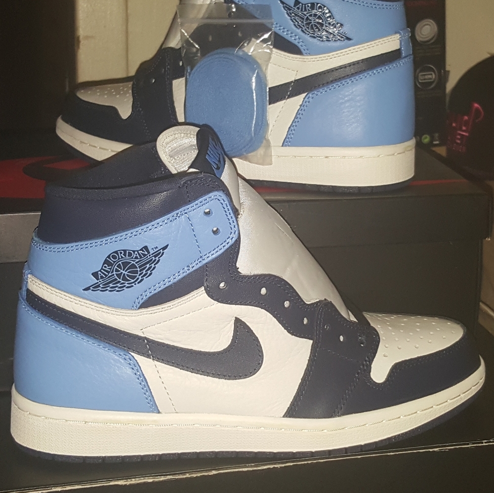 Nike Air Jordan 1 Retro High OG Obsidian (Size 8)